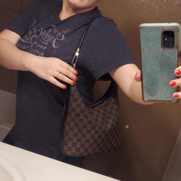 Gucci GG Small Canvas Shoulder Bag ๐ค๐ - Picture 10 of 13
